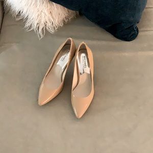 Michael Michael Kors nude patent heel